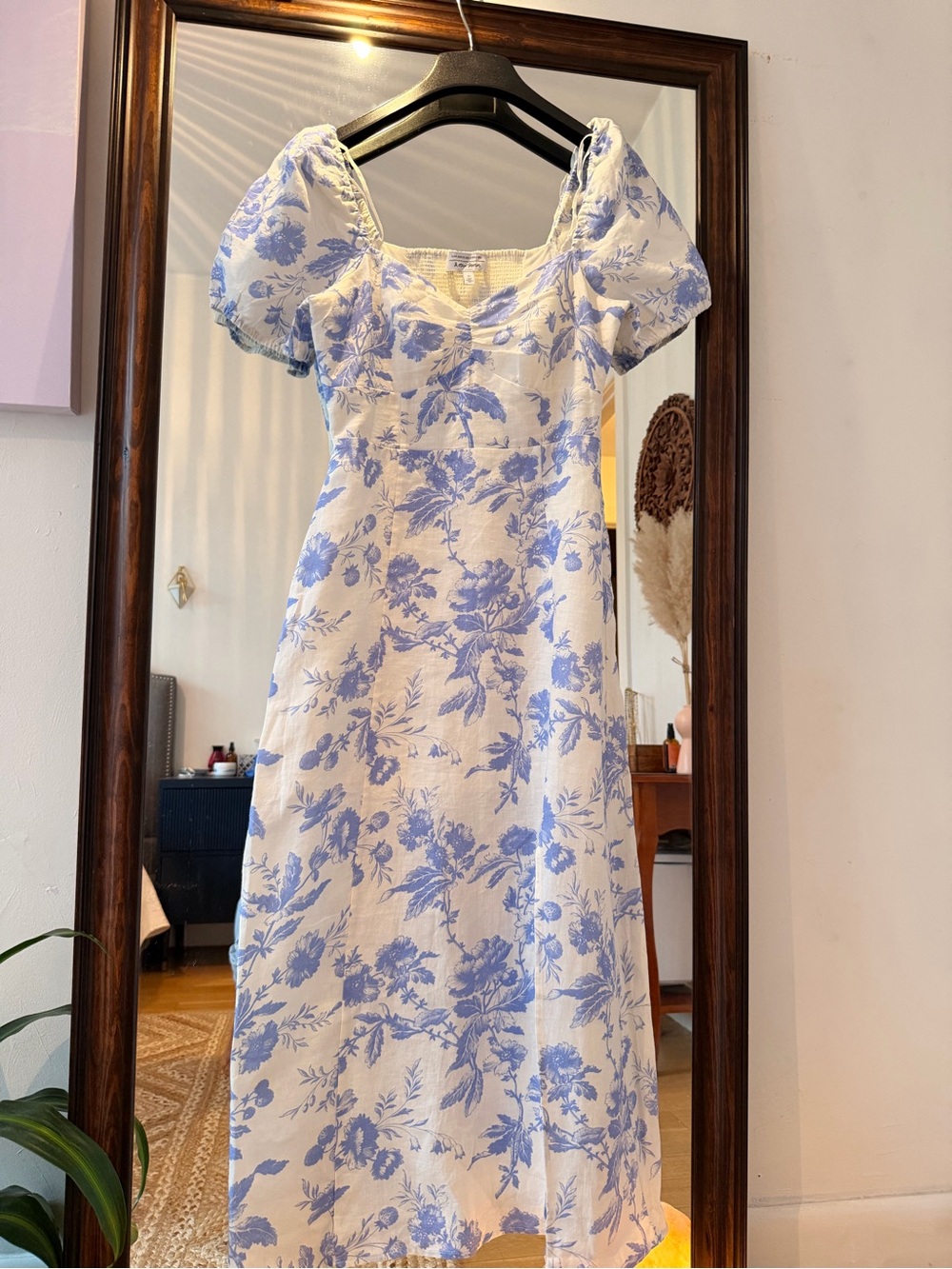 & Other Stories White and Light Blue Floral Puff-Sleeve Midi Dress